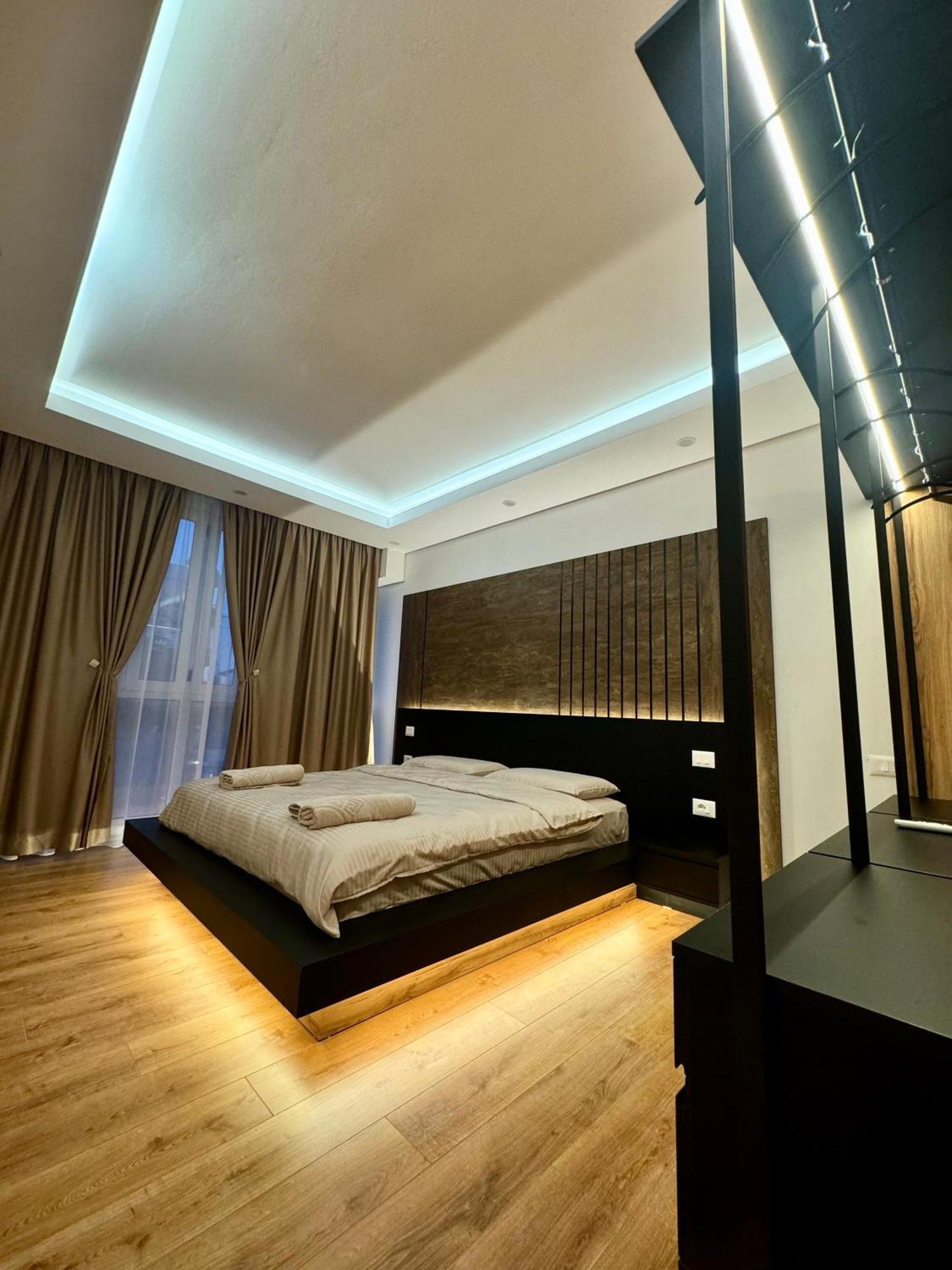 Luxury Central Baba Apartment Shkodër Dış mekan fotoğraf